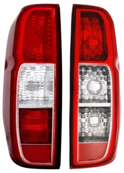 Baklampa höger Nissan Navara D40