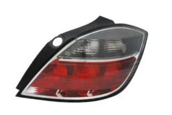 Baklampa Höger Opel Astra H