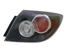 Baklampa Vänster Mazda 3 Hatchback BK