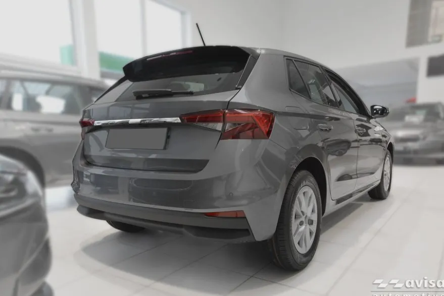 Dekorlist baklucka Skoda Fabia IV 2021– Krom