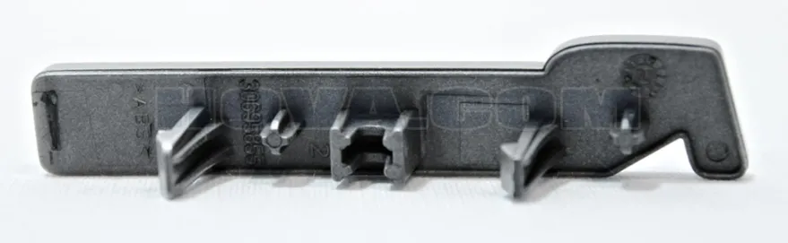 Emblem till Grill ''R-Design'' Volvo