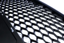 Honeycomb Grill Blanksvart Audi A6 (C6-4F) 2004-2011