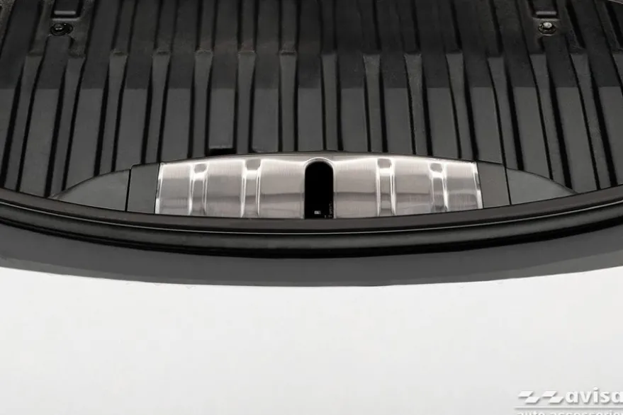 Inre Lastskydd Rostfri Borstad Metall Tesla Model 3 2019-2023