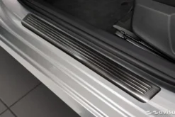 Instegslister i Borstad Svart Stål Skoda Octavia IV 2019-><noscript><img width=