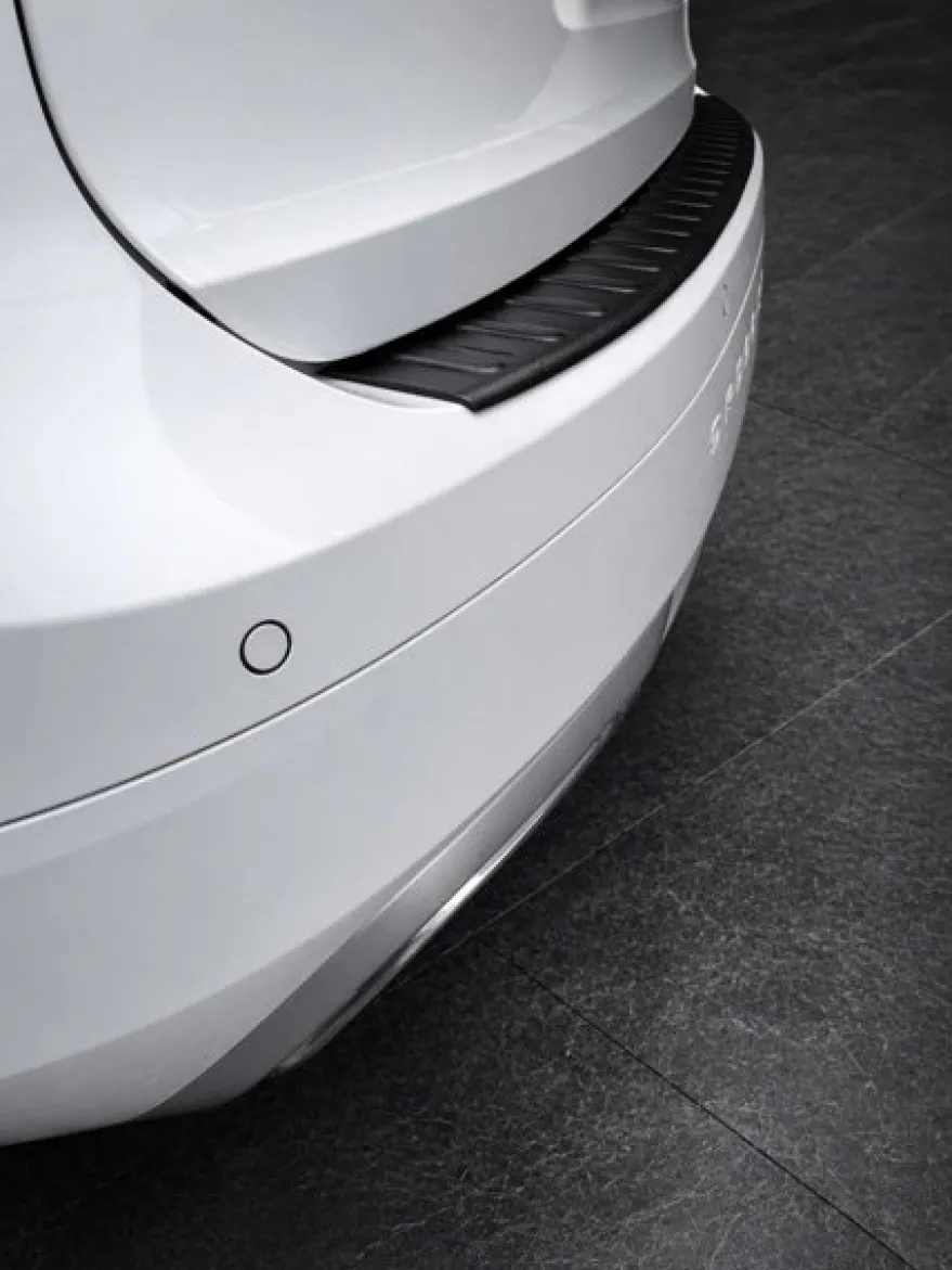 Lastskydd ABS plast – Volvo V90 II Cross Country