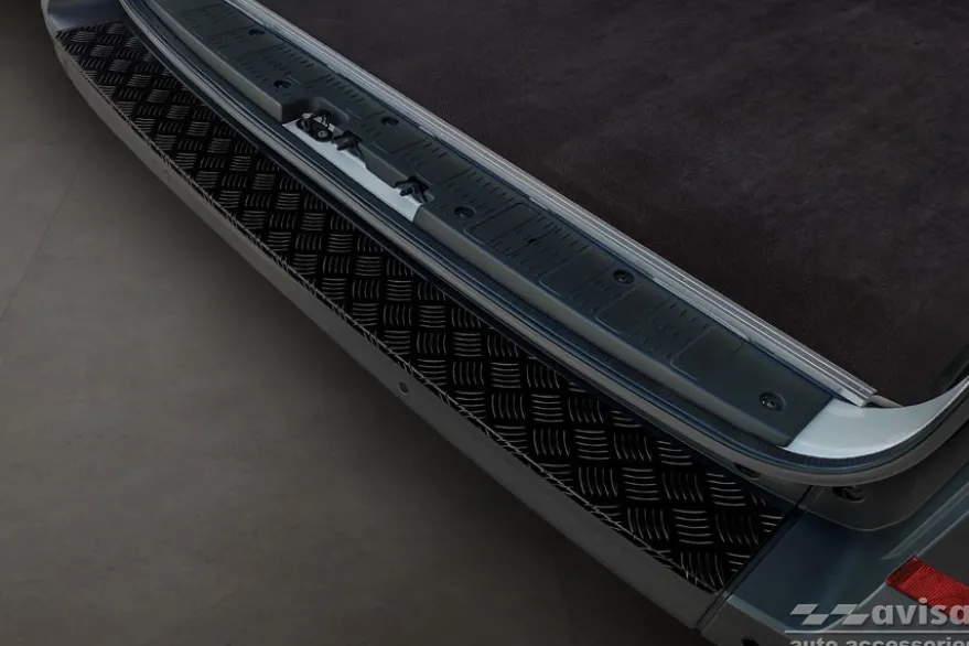 Lastskydd Mattsvart Aluminium Durkplåt till VW Crafter II 2017->