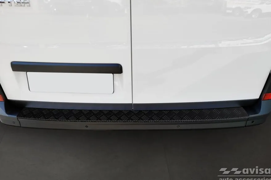 Lastskydd Mattsvart Aluminium Durkplåt till VW Crafter II 2017->