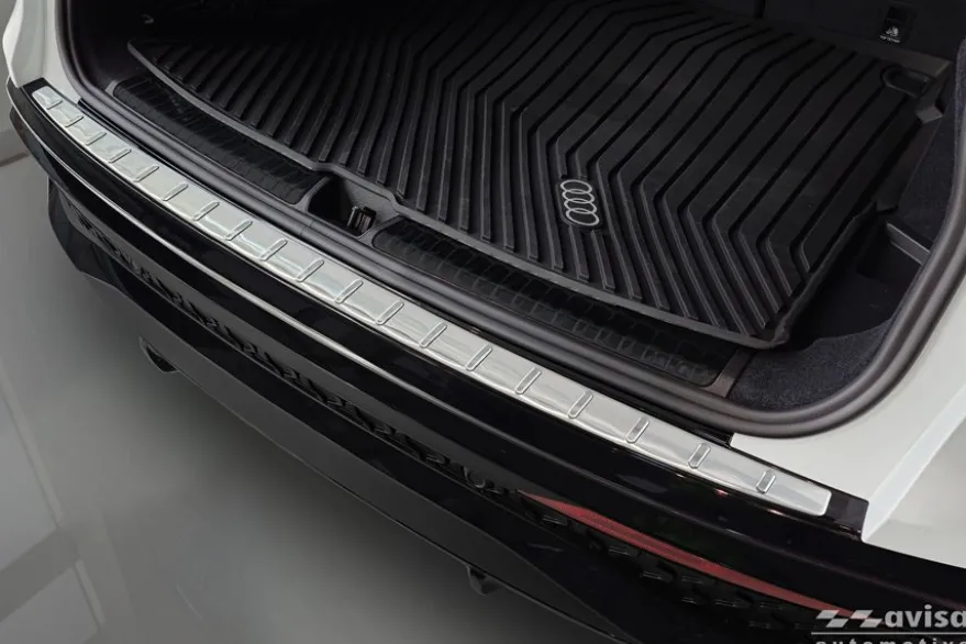 Lastskydd Rostfri Borstad metall Audi Q5 III 2024->