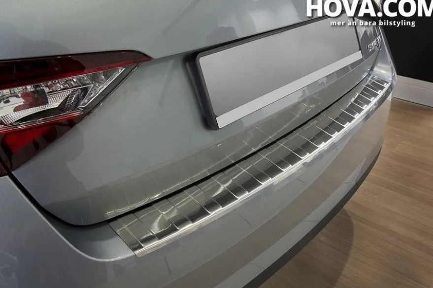 Lastskydd Rostfri Borstad Metall Skoda Superb 3V Sedan (Liftback) 2015-