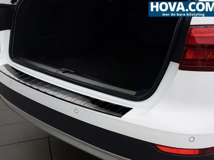 Lastskydd Rostfri Borstad Metall Svart Audi A4 B9 Allroad 2016->