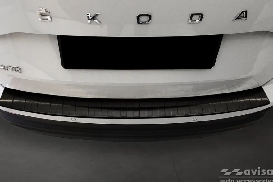 Lastskydd Rostfri Borstad Metall Svart Skoda Karoq facelift 2022->