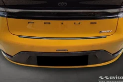Lastskydd Rostfri Borstad metall Svart Toyota Prius V 2023->