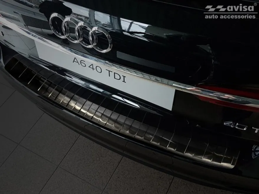 Lastskydd Rostfri Borstad Svart Metall Audi A6 C8 Avant 2018-2025