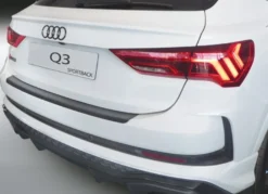 Lastskydd Svart Audi Q3 Sportback 10.2019->