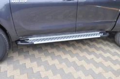 SIDESTEPS ALUMINIUM - Toyota Hilux 2016-
