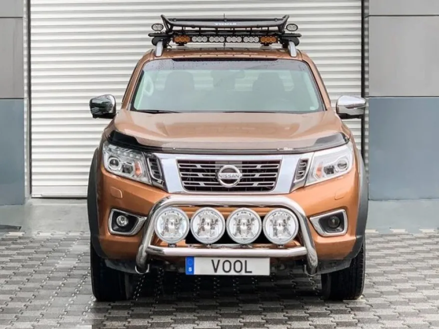 Stor Svart Quadro 76MM frontbåge - Nissan Navara D23 (NP300) 2016->